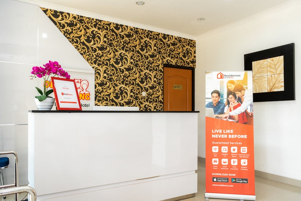 reddoorz plus syariah near java supermall semarang 2