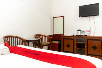 reddoorz plus syariah near java supermall semarang 2