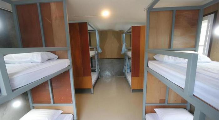 chomjan hostel