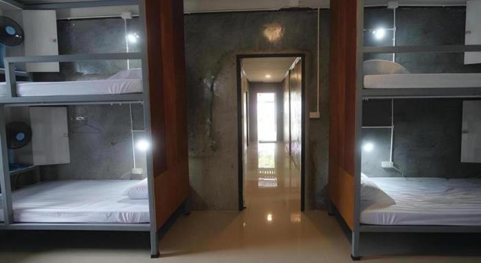 chomjan hostel
