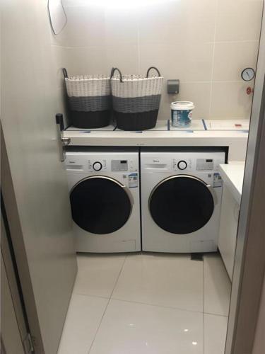 echarm hotel wuhan caidian street