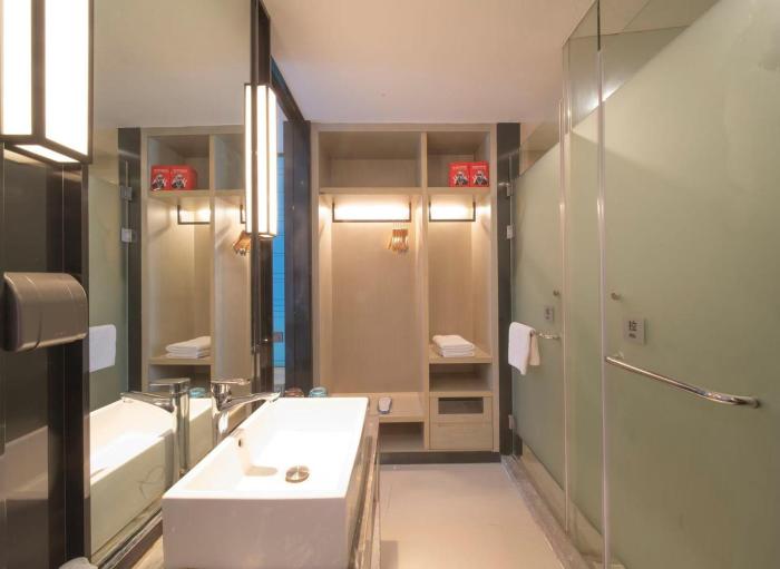 echarm hotel wuhan caidian street