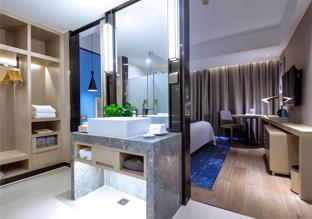echarm hotel guigang west coach station
