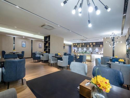 echarm hotel nanning international convention and exhibition center metro station