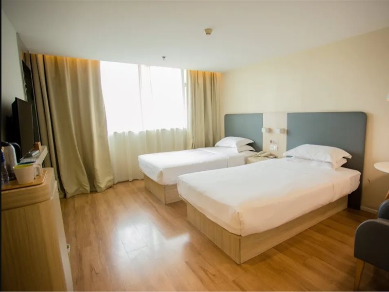 jtour inn nanchang qingshan road metro station