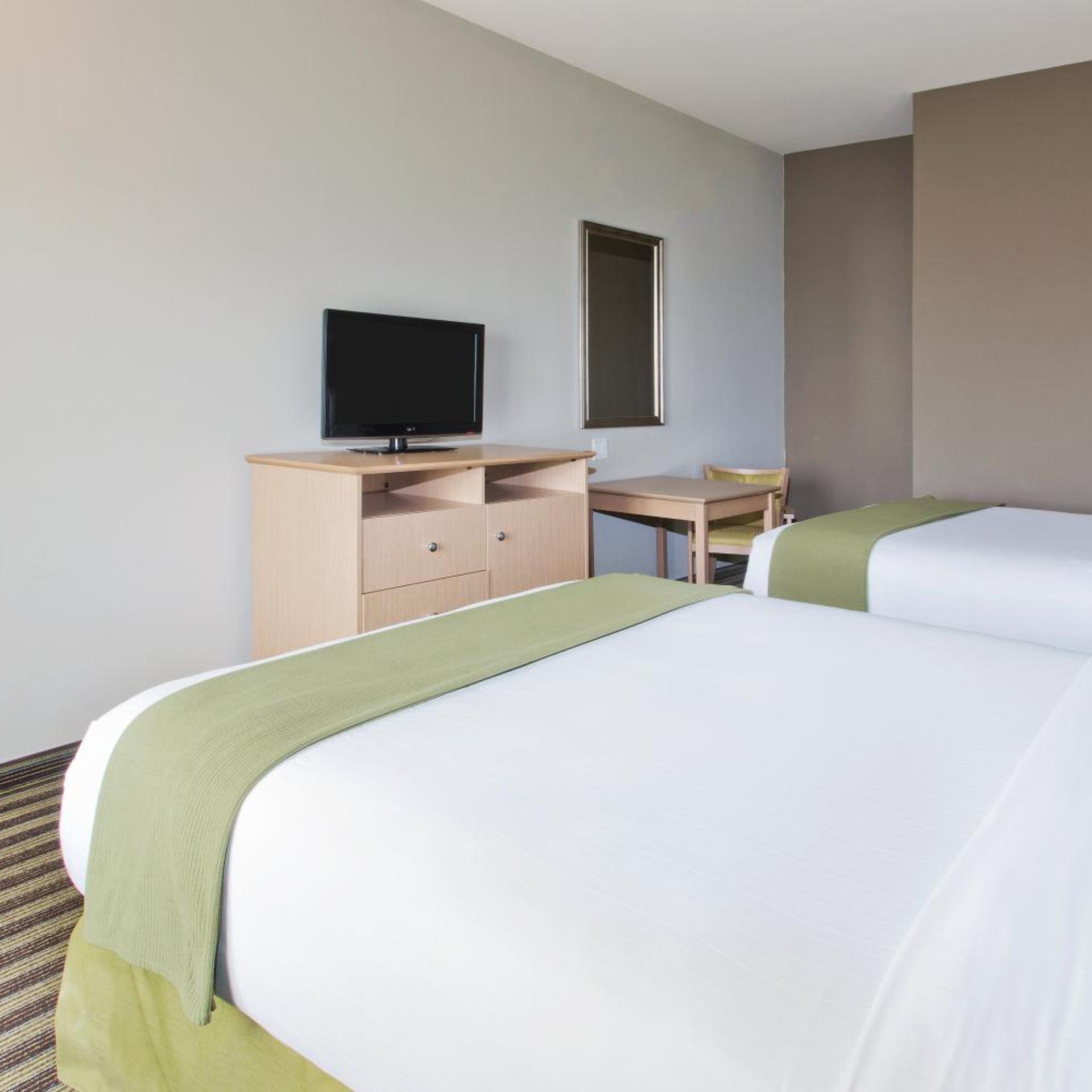 holiday inn express hotel and suites alvarado by ihg