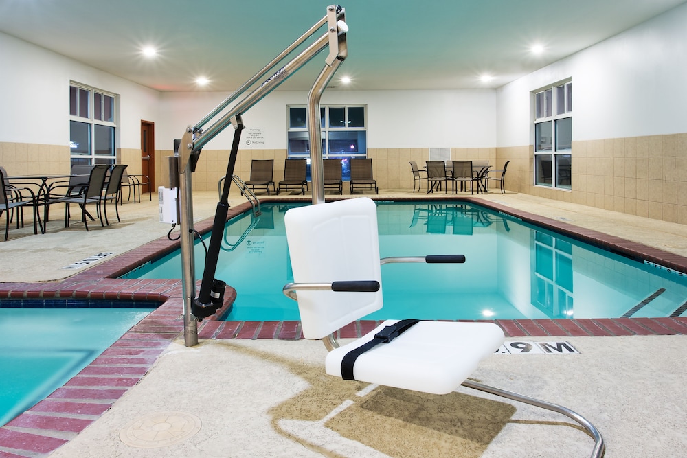 holiday inn express hotel and suites alvarado by ihg
