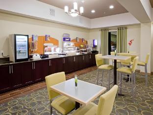 holiday inn express hotel and suites alvarado by ihg