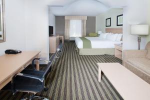 holiday inn express hotel and suites alvarado by ihg
