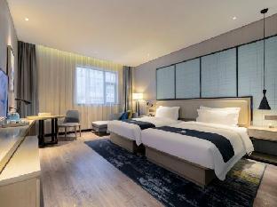 echarm hotel wuhan guanggu biology city