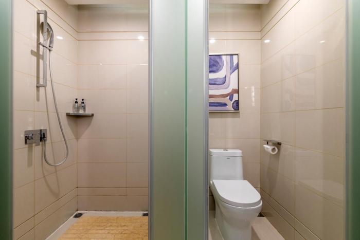 echarm hotel wuhan guanggu biology city