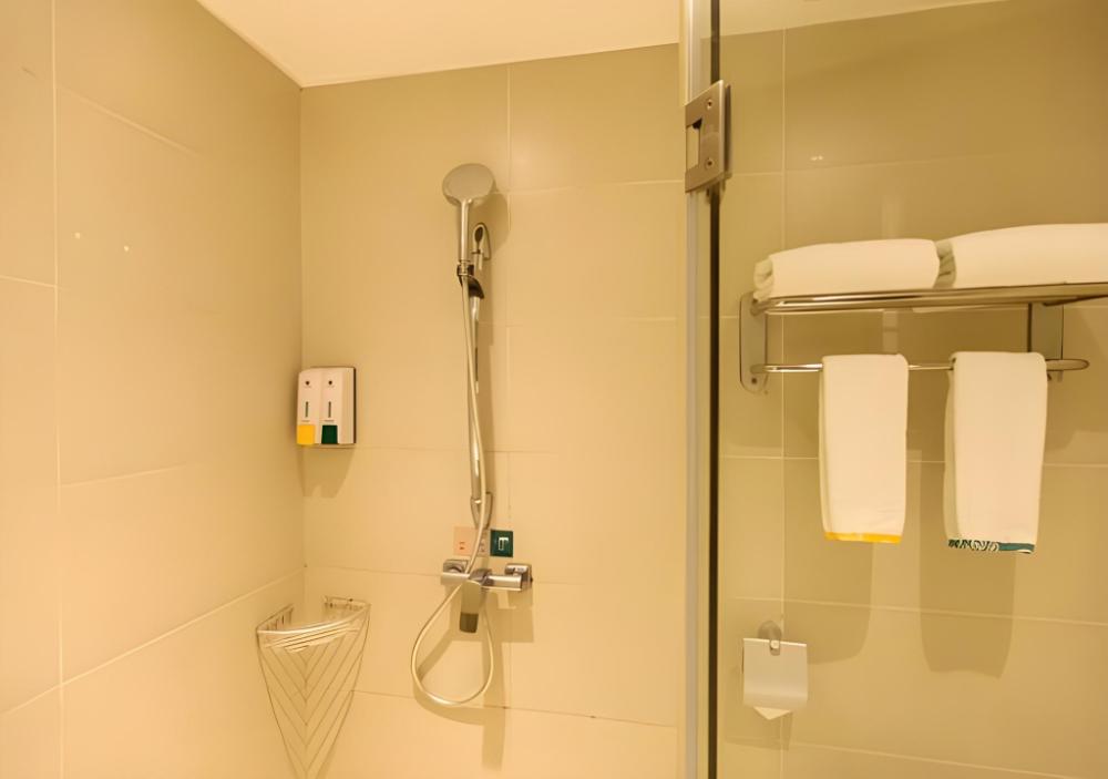city comfort inn wuhan huangxiaohe road huaqiao