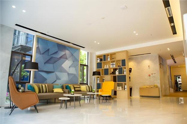 echarm hotel kunming haitun road economic management college