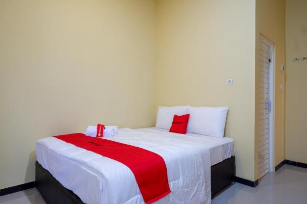 reddoorz near alun alun pati