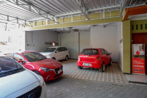 reddoorz near alun alun pati
