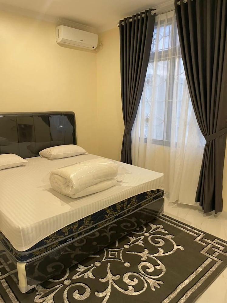 eton asia kota bunga villas