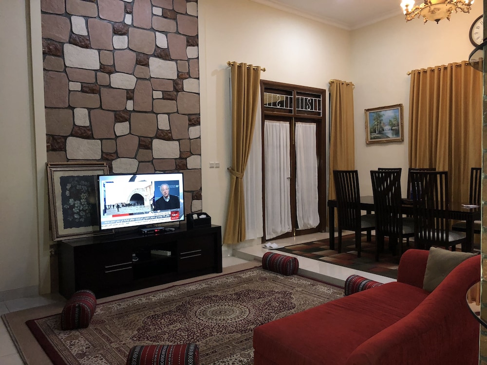 eton asia kota bunga villas