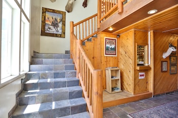 Bear Creek Resort,Big Bear Lake>>Big Bear,4 star