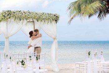 outrigger koh samui beach resort