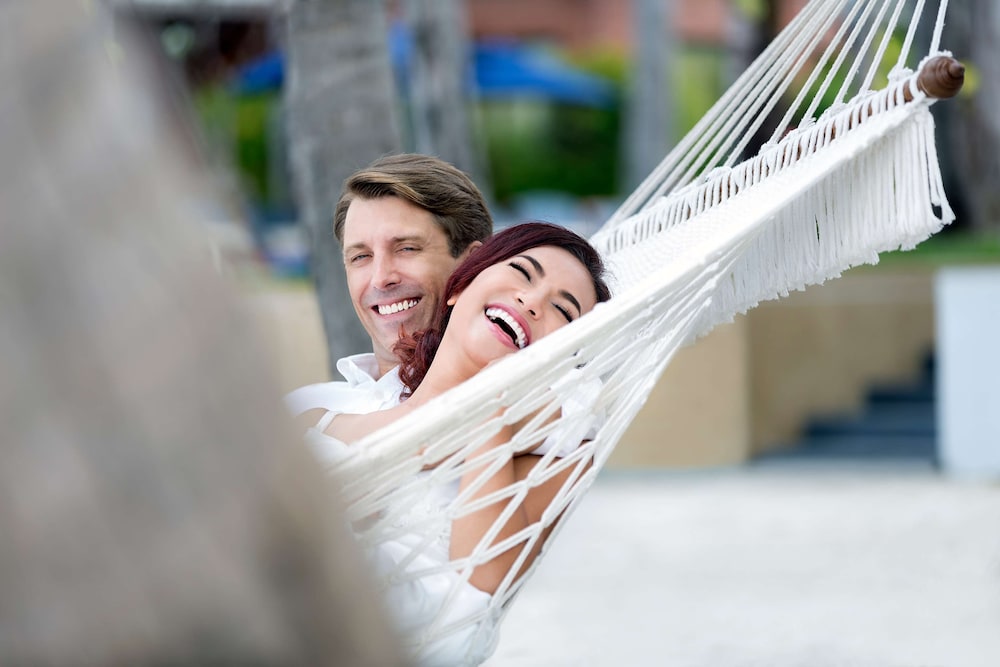 outrigger koh samui beach resort