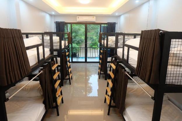 chillax khaosk hostel