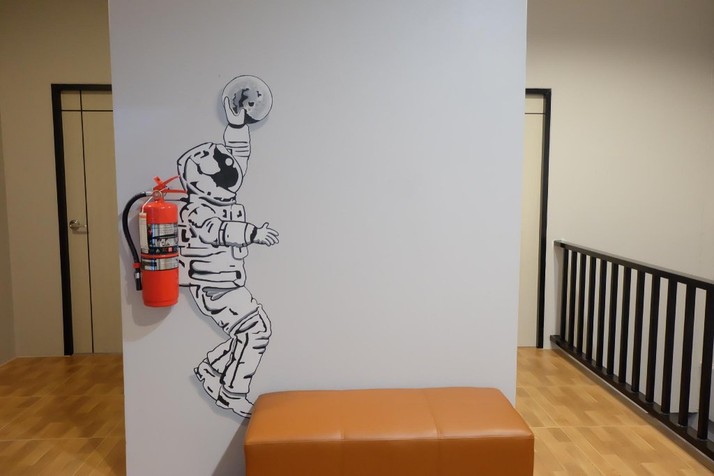 chillax khaosk hostel