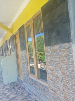 Homestay Baronsari,,1 star