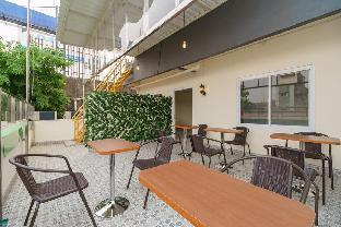Reddoorz Plus Near Rs Rk Charitas 2 Palembang,,3 star