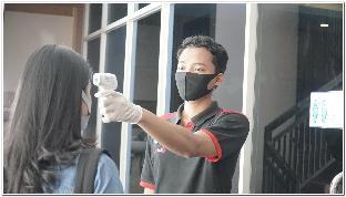 reddoorz plus near rs rk charitas 2 palembang