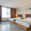 city comfort inn liuzhou railway station west square