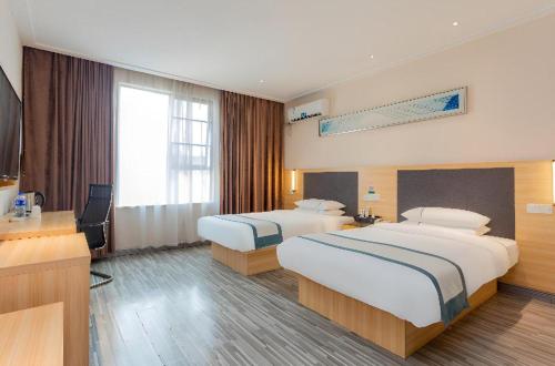 city comfort inn liuzhou railway station west square