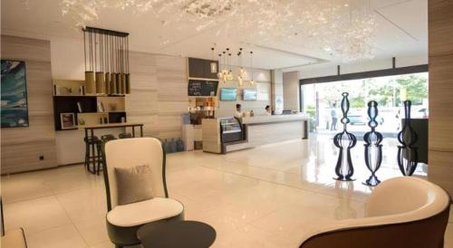 city comfort inn nanchang gaoxin avenue metro station
