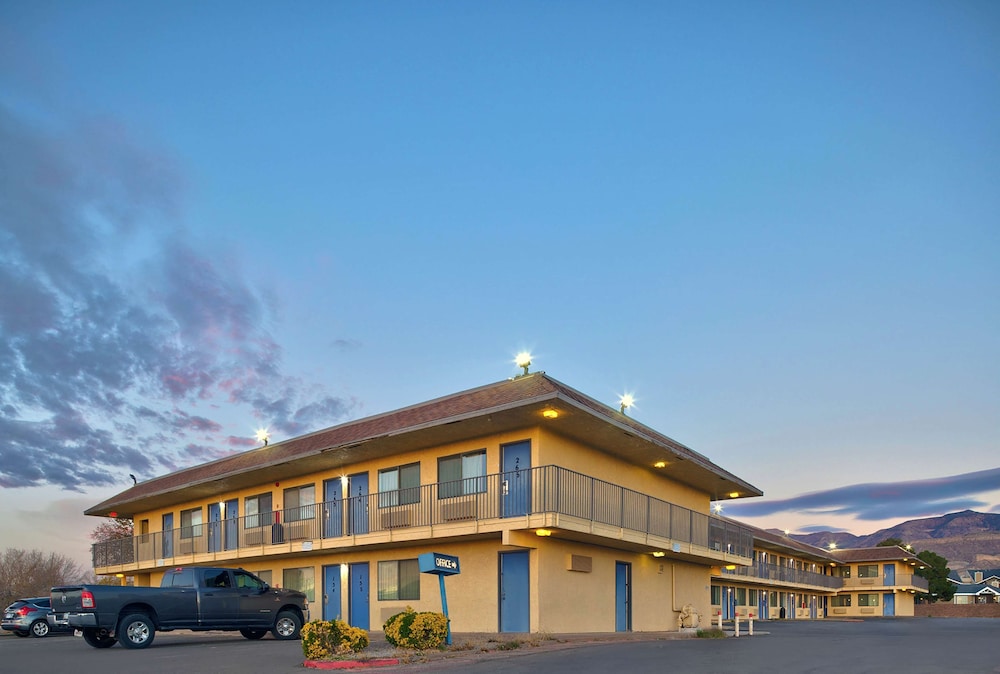motel 6 alamogordo nm