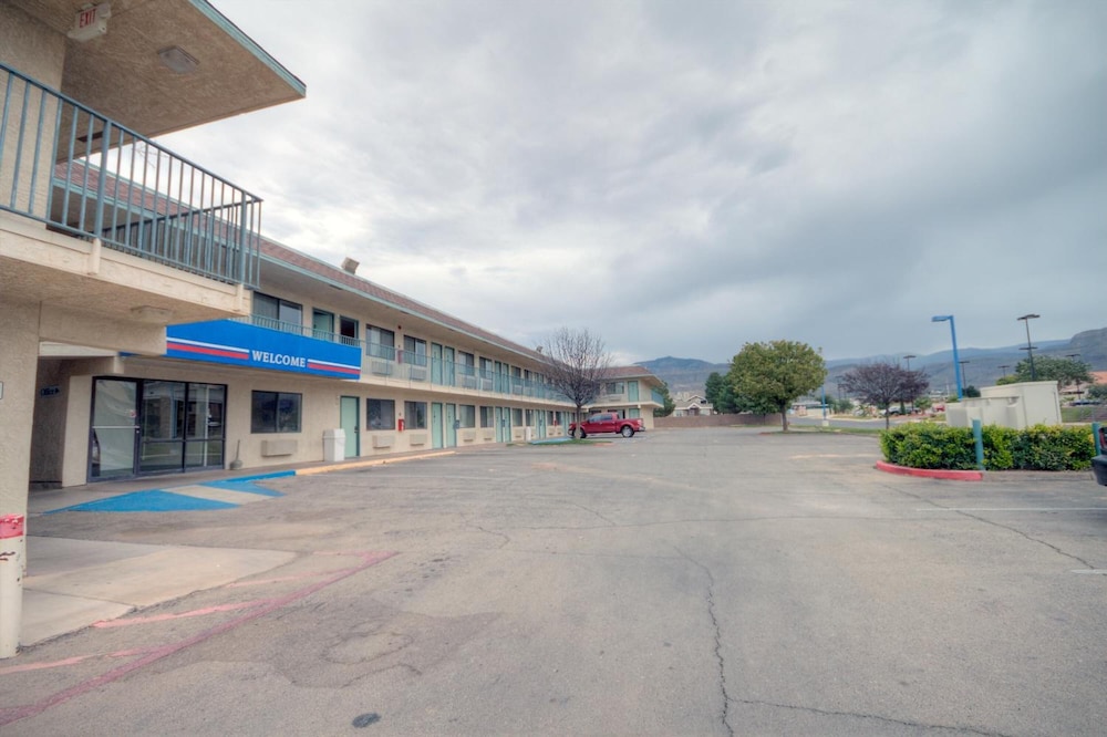 motel 6 alamogordo nm