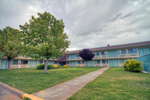 motel 6 alamogordo nm