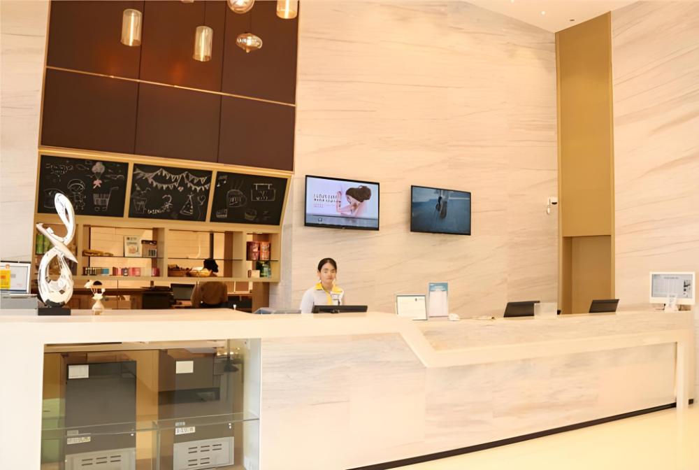 city comfort inn zhanjiang xuwen passenger station