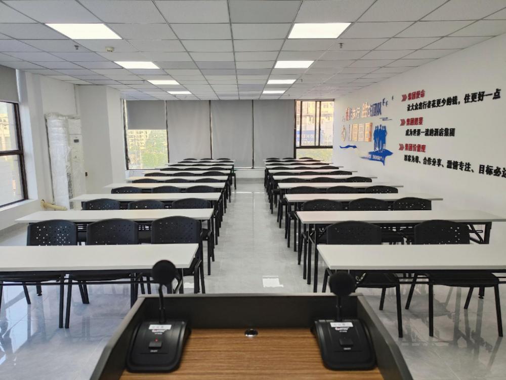 city comfort inn zhanjiang xuwen passenger station