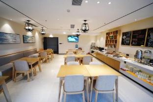 city comfort inn zhanjiang xuwen passenger station