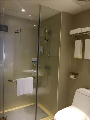 city comfort inn zhongshan lihe square walmart