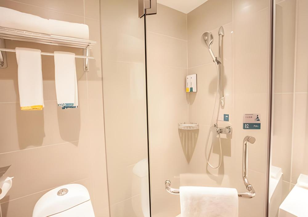 city comfort inn changchun jida first hospital xi minzhu street