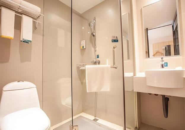 city comfort inn changchun jida first hospital xi minzhu street