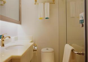 city comfort inn zhanjiang mazhang high speed railway station