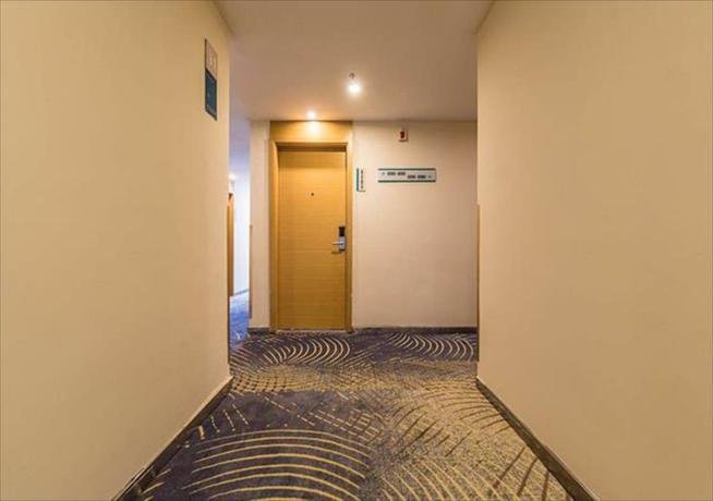 city comfort inn haikou wanghai international square