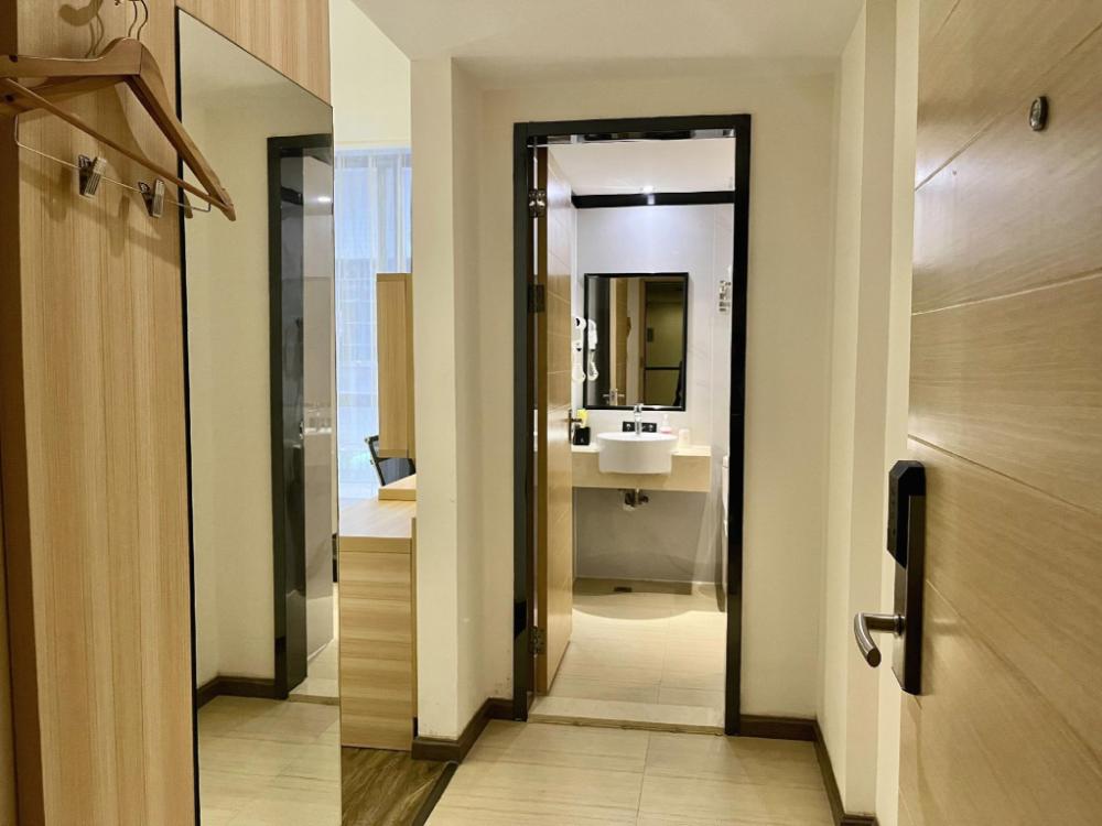 city comfort inn maoming gaozhou chengdong passenger station