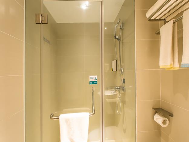 city comfort inn qizhou pubei bus station