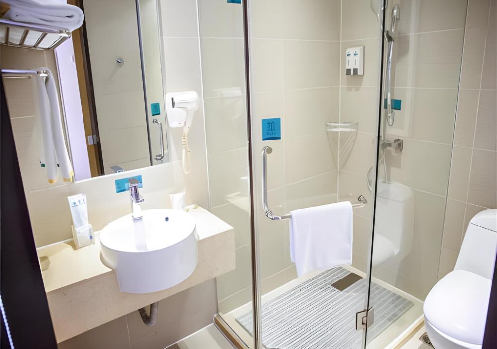 city comfort inn beihai beibuwan dong road underwater world