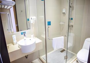 city comfort inn beihai beibuwan dong road underwater world