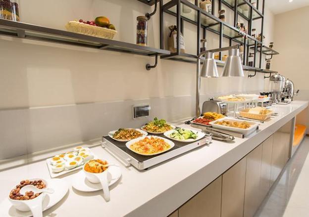 city comfort inn qinzhou port district central square