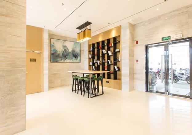 city comfort inn qinzhou port district central square