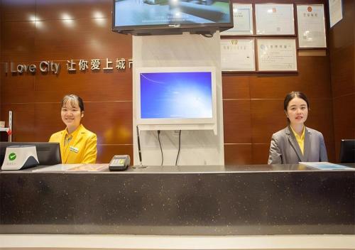 city comfort inn nanning zhongshan road mosaic